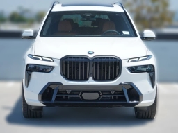 BMW X7 xDrive40i Sports Activity Vehicle 2027