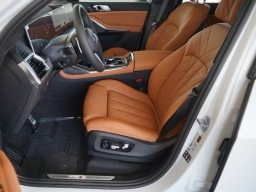 BMW X7 xDrive40i Sports Activity Vehicle 2027