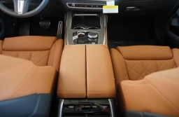 BMW X7 xDrive40i Sports Activity Vehicle 2027