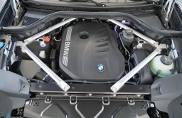 BMW X7 xDrive40i Sports Activity Vehicle 2027