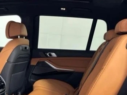 BMW X7 xDrive40i Sports Activity Vehicle 2027