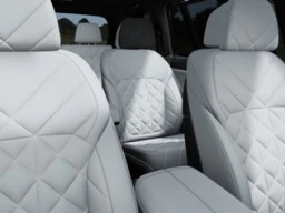 BMW X7 xDrive40i Sports Activity Vehicle 2027