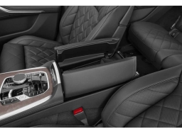 BMW X7 xDrive40i Sports Activity Vehicle 2026