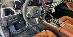 BMW X7 xDrive40i Sports Activity Vehicle 2027