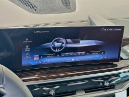 BMW X7 xDrive40i Sports Activity Vehicle 2027