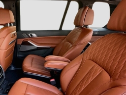 BMW X7 xDrive40i Sports Activity Vehicle 2027