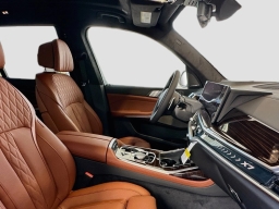 BMW X7 xDrive40i Sports Activity Vehicle 2027