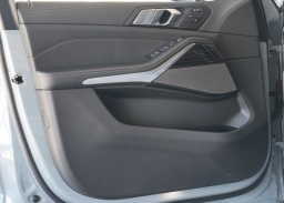BMW X7 xDrive40i Sports Activity Vehicle 2027