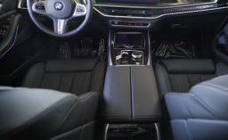 BMW X7 xDrive40i Sports Activity Vehicle 2027