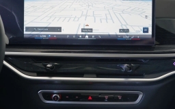 BMW X7 xDrive40i Sports Activity Vehicle 2027