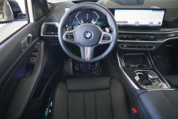 BMW X7 xDrive40i Sports Activity Vehicle 2027