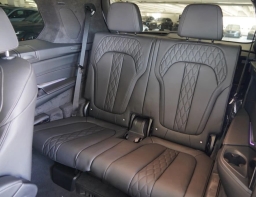 BMW X7 xDrive40i Sports Activity Vehicle 2027