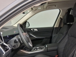 BMW X7 xDrive40i Sports Activity Vehicle 2026
