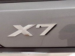 BMW X7 xDrive40i Sports Activity Vehicle 2026