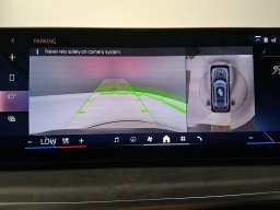 BMW X7 xDrive40i Sports Activity Vehicle 2026