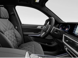 BMW X7 xDrive40i Sports Activity Vehicle 2027