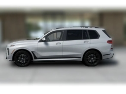 BMW X7 xDrive40i Sports Activity Vehicle 2027