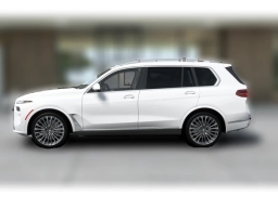 BMW X7 xDrive40i Sports Activity Vehicle 2027