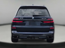 BMW X7 xDrive40i Sports Activity Vehicle 2027