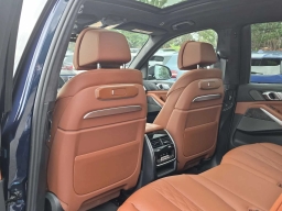 BMW X7 xDrive40i Sports Activity Vehicle 2027
