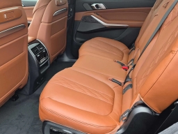 BMW X7 xDrive40i Sports Activity Vehicle 2027