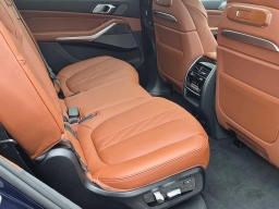BMW X7 xDrive40i Sports Activity Vehicle 2027