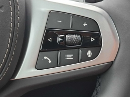 BMW X7 xDrive40i Sports Activity Vehicle 2027