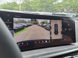 BMW X7 xDrive40i Sports Activity Vehicle 2027