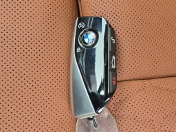BMW X7 xDrive40i Sports Activity Vehicle 2027