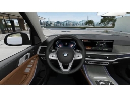 BMW X7 xDrive40i Sports Activity Vehicle 2027