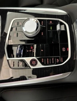 BMW X7 xDrive40i Sports Activity Vehicle 2027