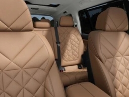 BMW X7 xDrive40i Sports Activity Vehicle 2027