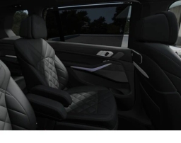 BMW X7 xDrive40i Sports Activity Vehicle 2027
