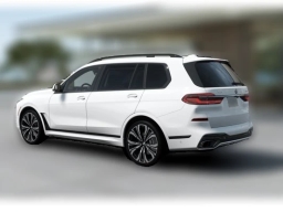 BMW X7 xDrive40i Sports Activity Vehicle 2027