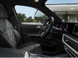 BMW X7 xDrive40i Sports Activity Vehicle 2027