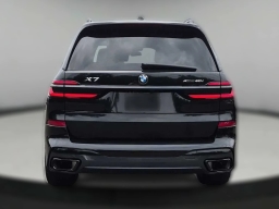 BMW X7 xDrive40i Sports Activity Vehicle 2027