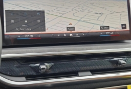 BMW X7 xDrive40i Sports Activity Vehicle 2026
