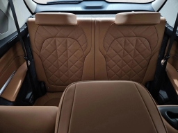 BMW X7 xDrive40i Sports Activity Vehicle 2026