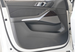 BMW X5 xDrive40i Sports Activity Vehicle 2026