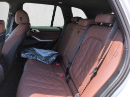 BMW X5 xDrive40i Sports Activity Vehicle 2026