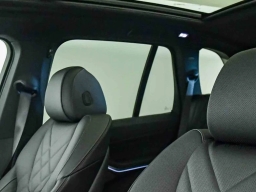 BMW X5 xDrive40i Sports Activity Vehicle 2026
