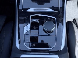 BMW X5 xDrive40i Sports Activity Vehicle 2026