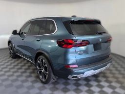 BMW X5 xDrive40i Sports Activity Vehicle 2026