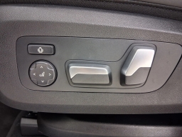 BMW X5 xDrive40i Sports Activity Vehicle 2026