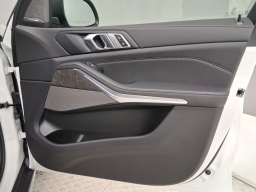 BMW X5 xDrive40i Sports Activity Vehicle 2026