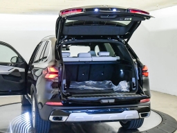 BMW X5 xDrive40i Sports Activity Vehicle 2026