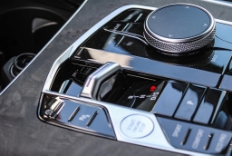 BMW X5 xDrive40i Sports Activity Vehicle 2026
