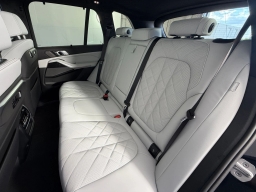 BMW X5 xDrive40i Sports Activity Vehicle 2026