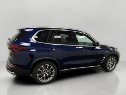 BMW X5 xDrive40i Sports Activity Vehicle 2026