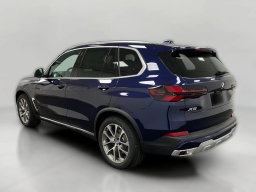 BMW X5 xDrive40i Sports Activity Vehicle 2026